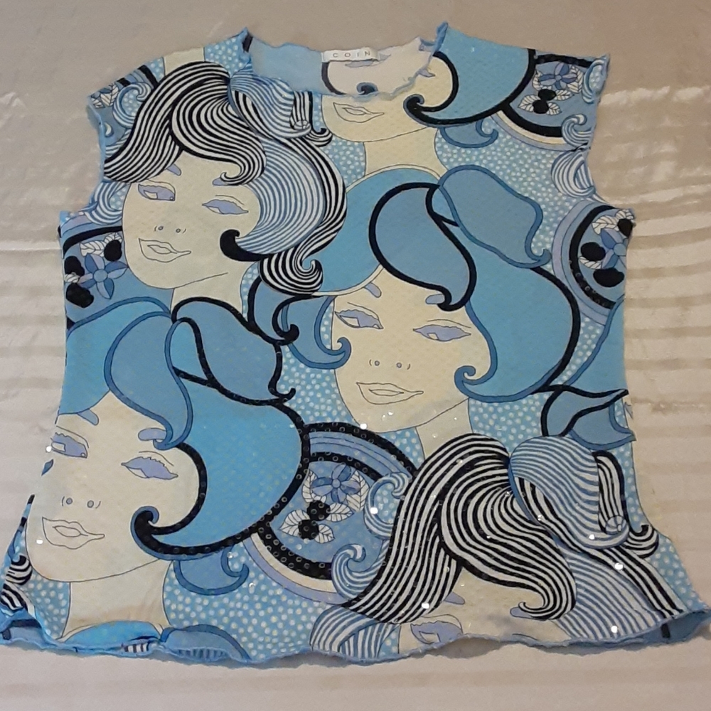 COIN BEAUTIFUL TOP EXELLENT CONDITIONS SIZE M